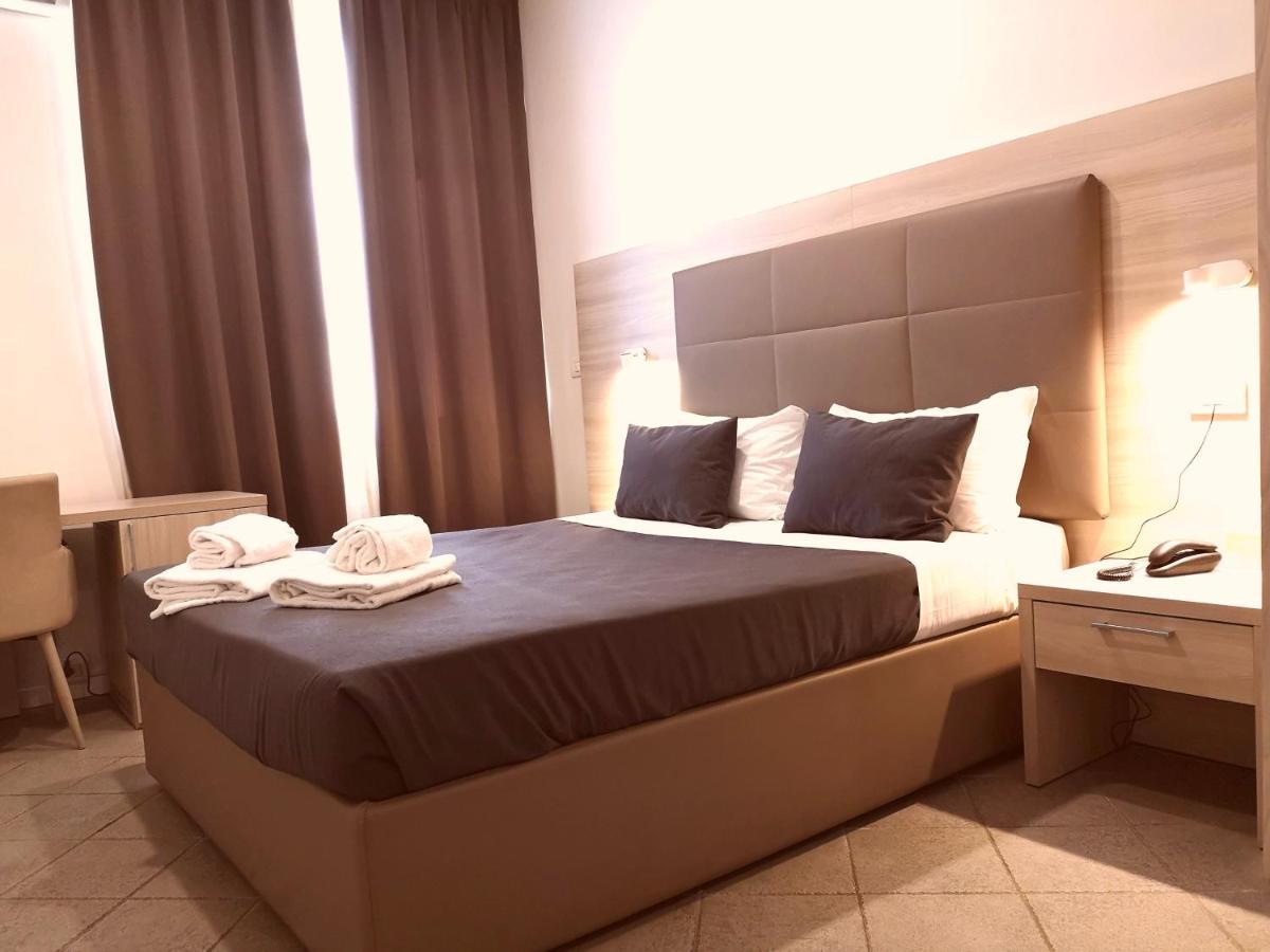 Hotel Academy Fiumicino